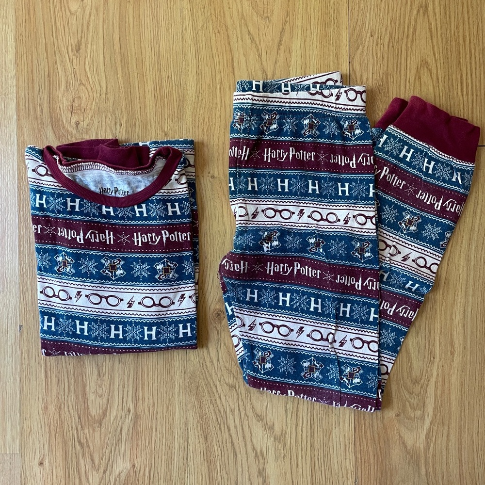 Warner Bros. Blue and Red Pajama Set with Festive Design